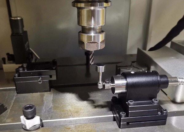 Tool Setter and Probe Setup Tool Setter and Probe Setup